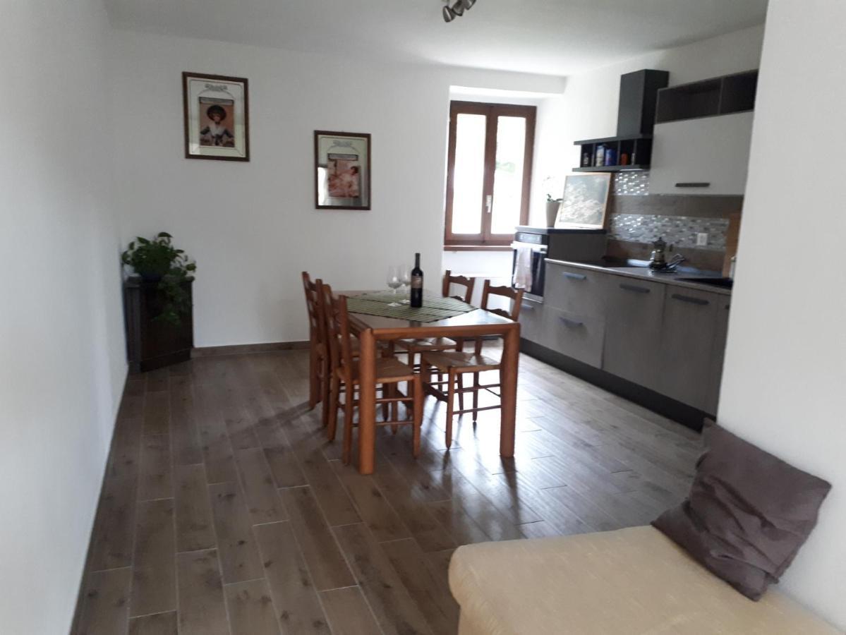 appartamenti B&B chez Patty Castel San Pietro Esterno foto